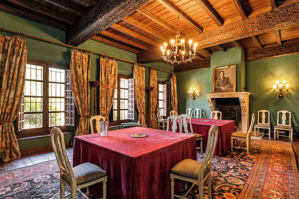 meeting & event spaces
