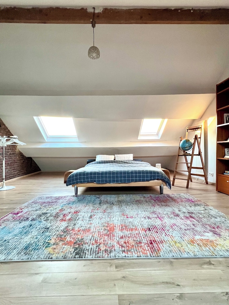 Spacious Family Apartment Midi
