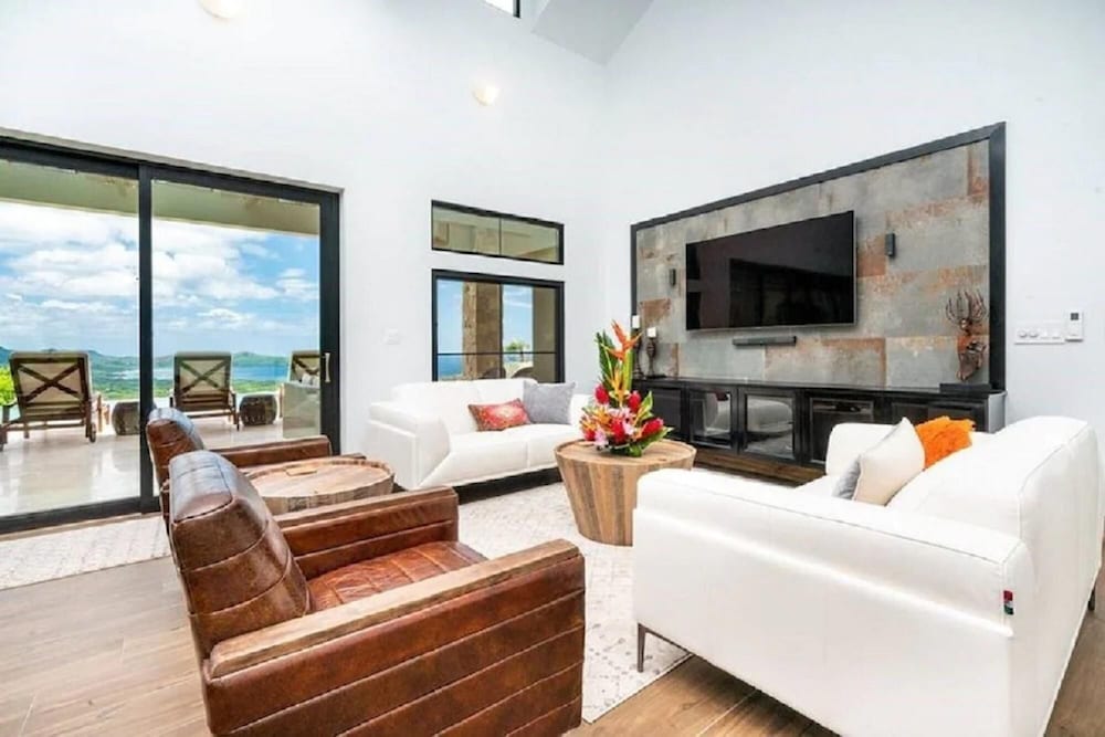 Playa Flamingo Designer Home With Spectacular 180 Ocean Views - Casa DEL MAR