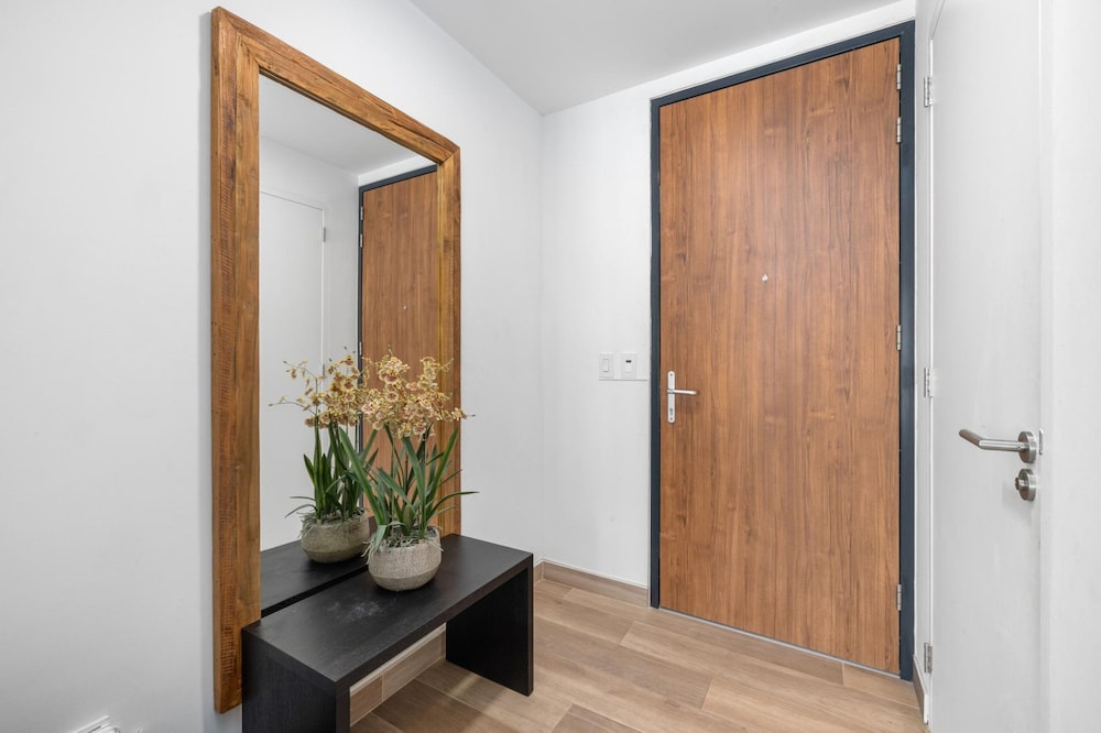 Serene Designer Gem Walk to Beach Strip Pool