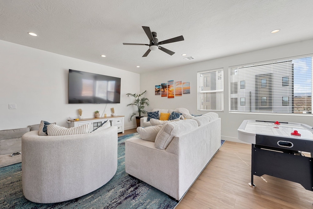 Beech Bungalow 5 Bedroom Townhouse