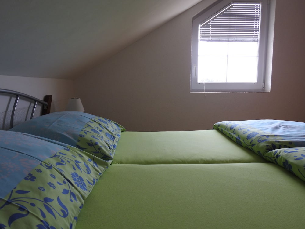 Maretsol Vacation House