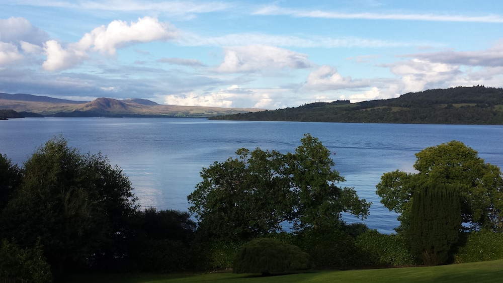14 Lomond Castle