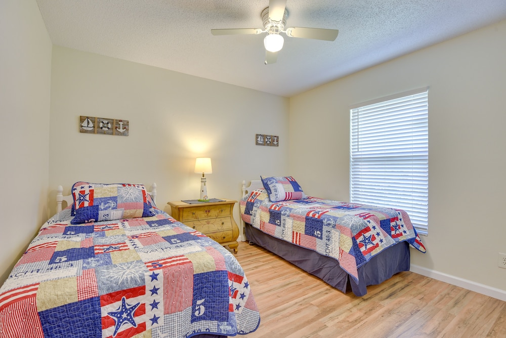 Miscellaneous Market Vacations - Bradenton Vacation Rental Home: Patio  Backyard - Property Image 4