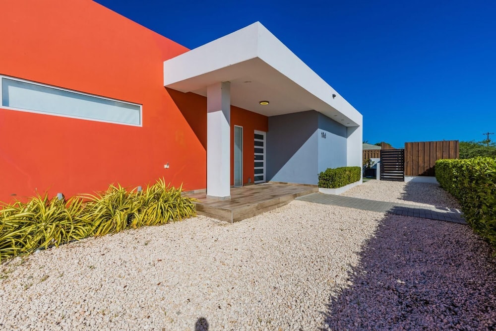 Viva Koyari Modern House