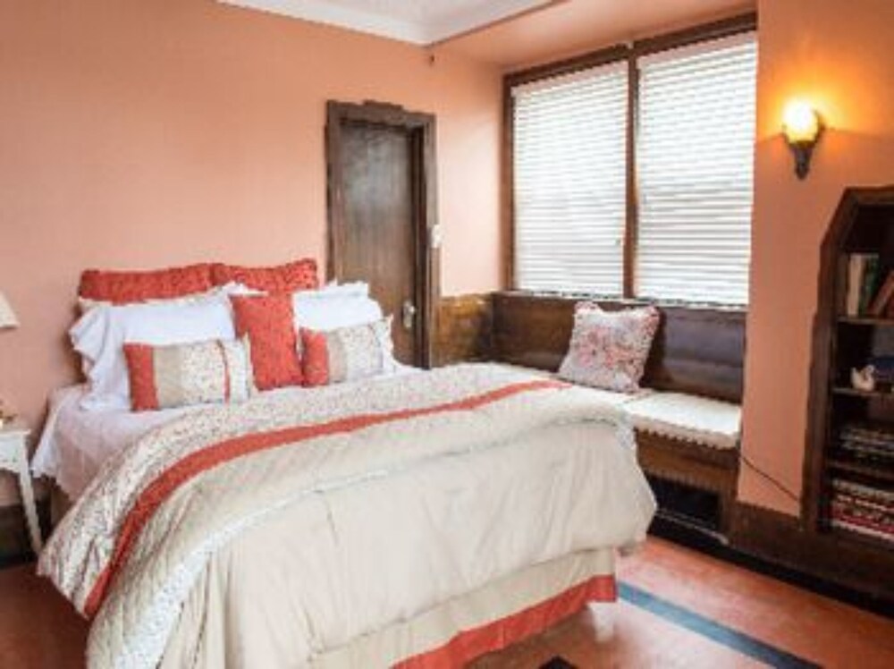 Marble Mansion Inn