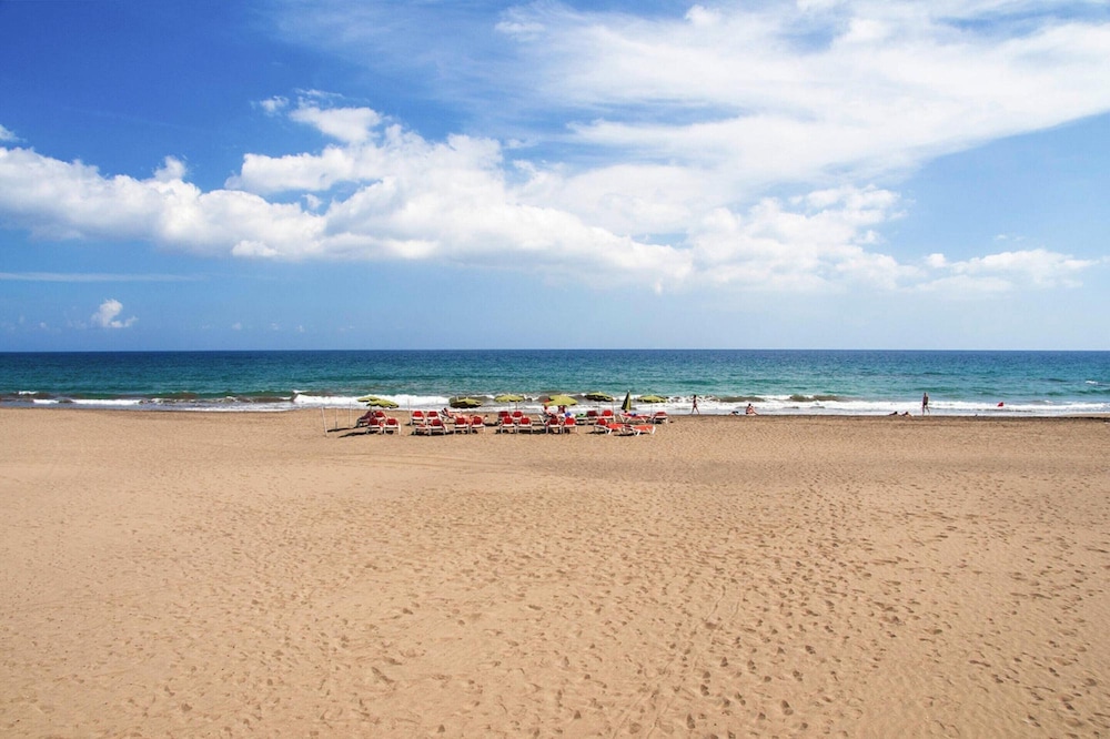 Sea-view Holiday Flat in San Augustin
