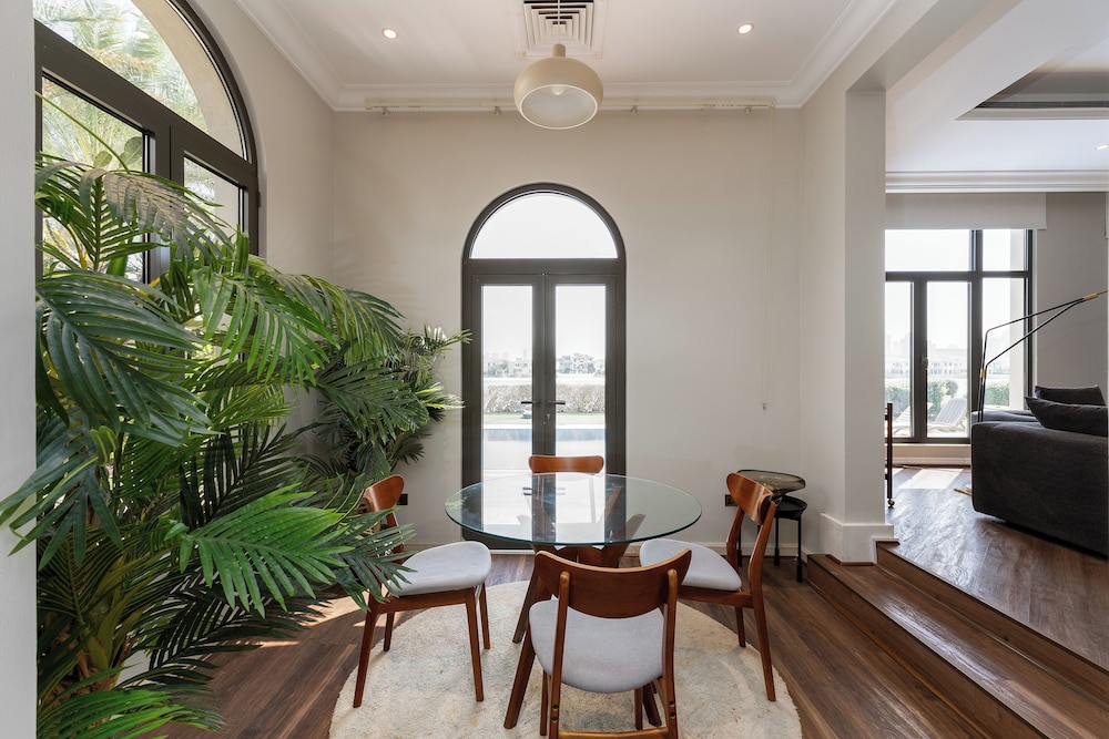 Signature Palm Villas - Mint Stay