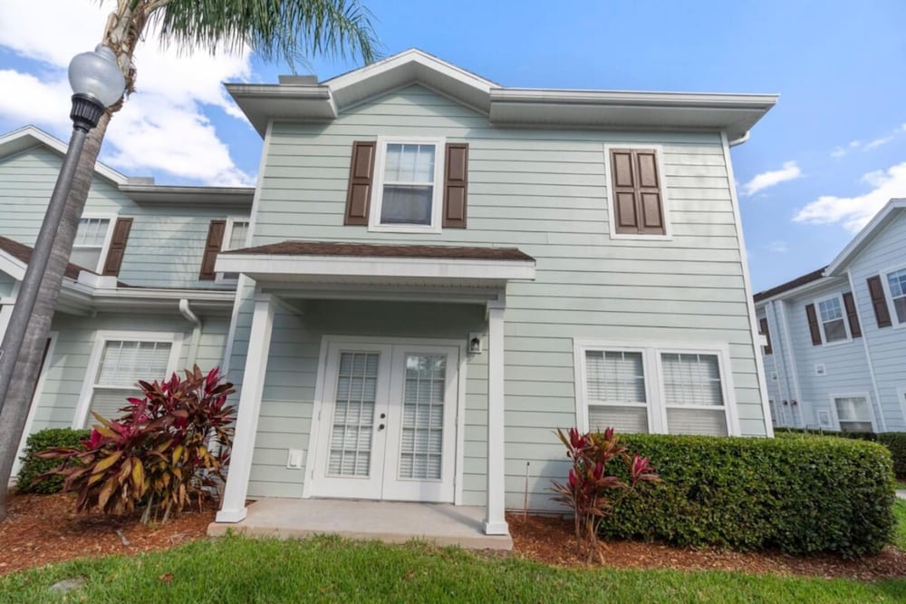 Amazing 4bdr House in Disney 20104