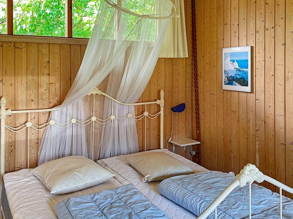 Ideal Holiday Home in Stege near Sea view 2