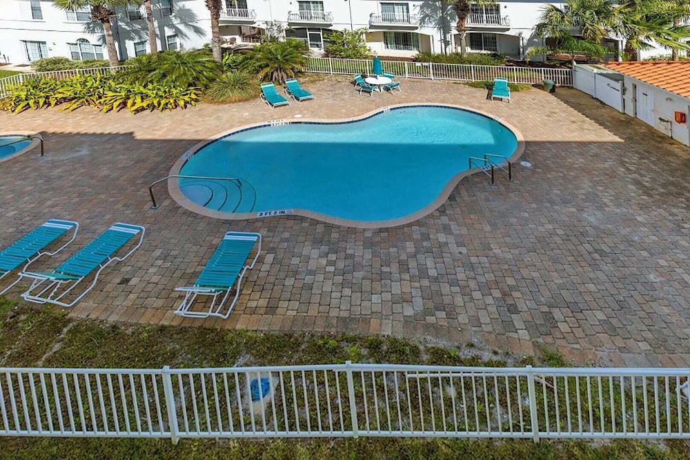 Beachfront Bliss: St. Augustine 2BD Luxury