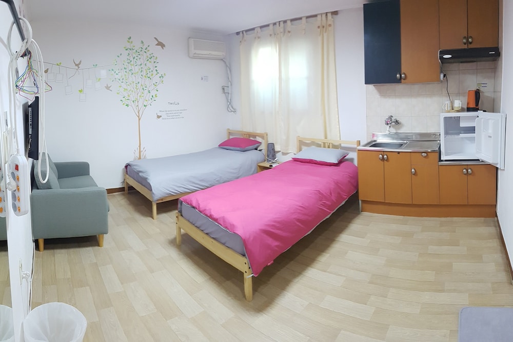 Egg Guesthouse Korea
