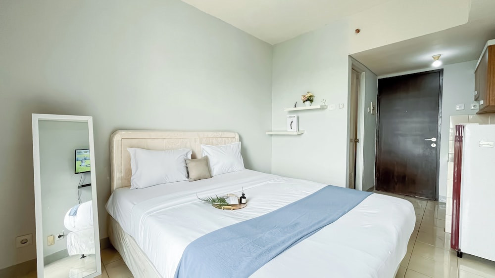 Nice And Cozy Studio Room Apartment Serpong Greenview