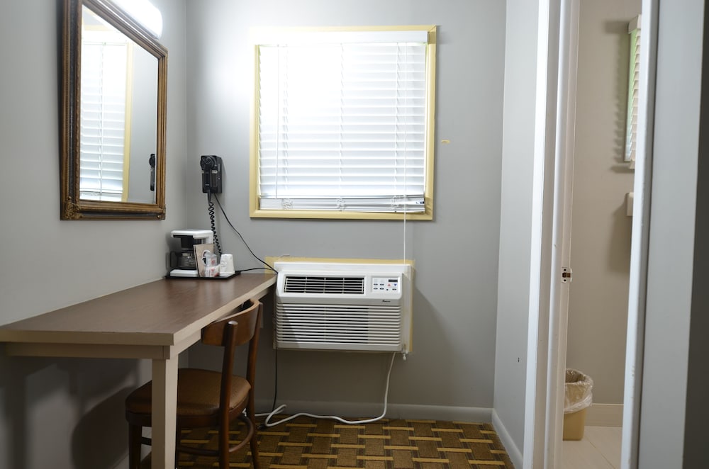 Travelowe's Motel