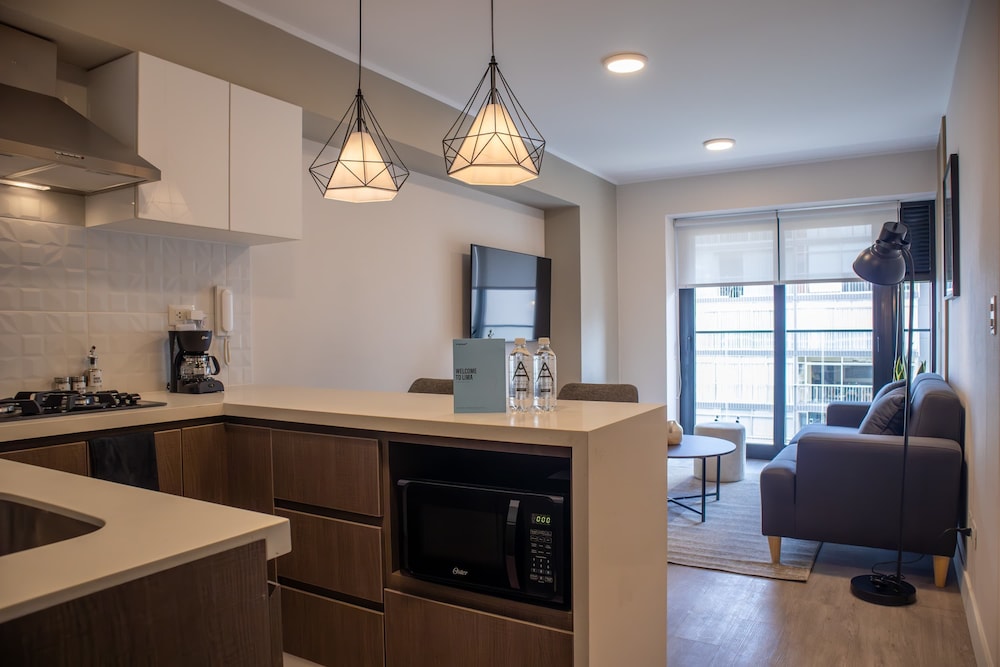 w Stunning 1BR in Miraflores