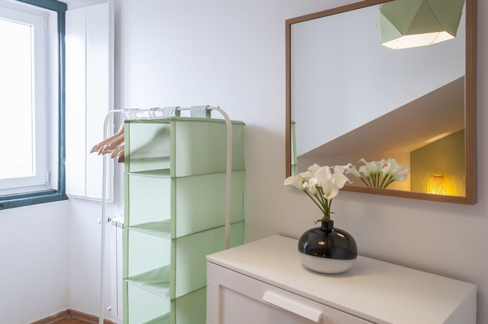 Contemporary by Apartments Alfama
