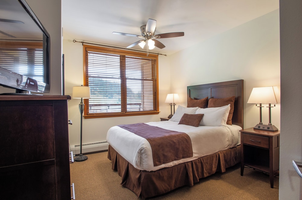 Winter Park Resort Lodging - Zephyr Mountain Condos