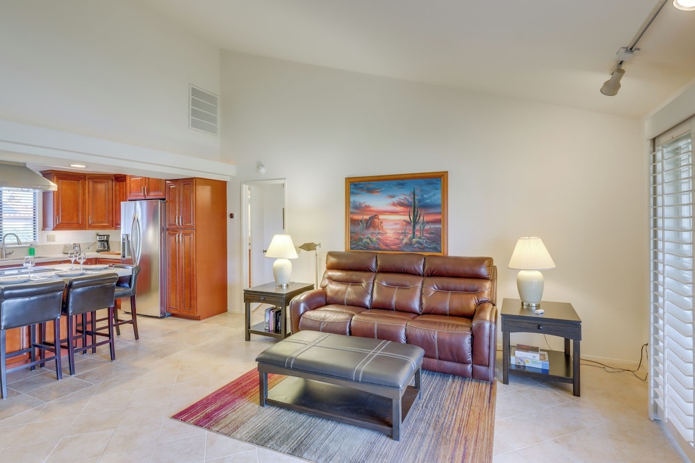 Spacious Condo w/ Mtn Views in Palm Desert!