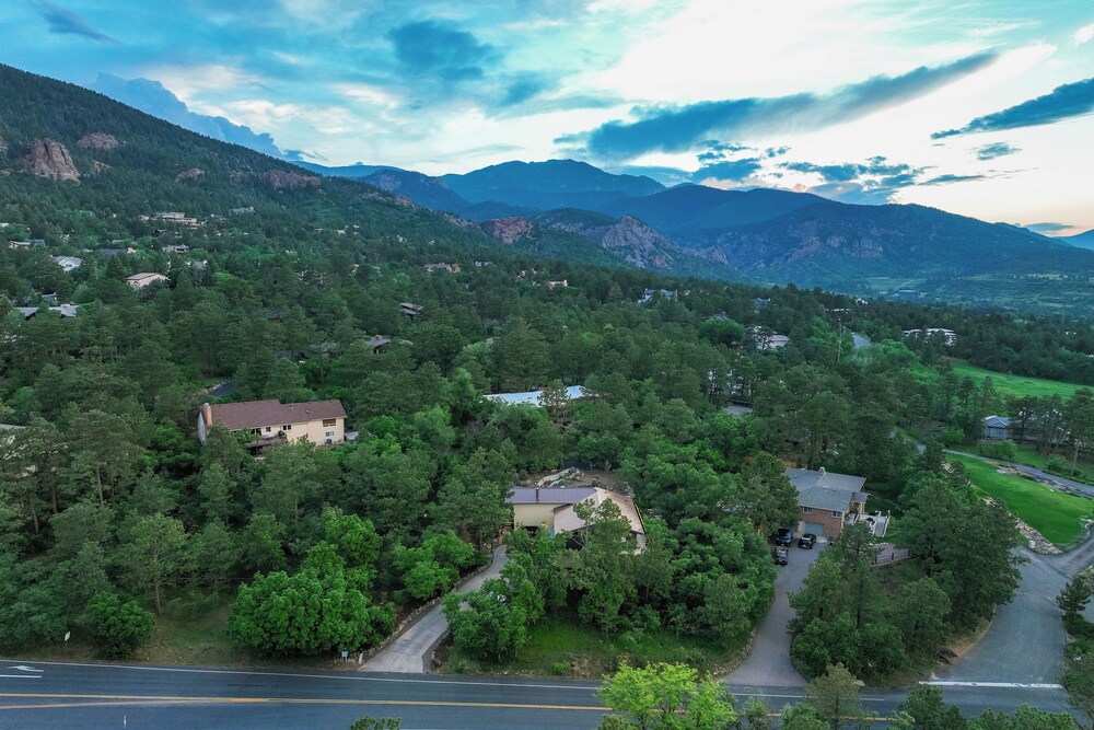 Broadmoor Bliss