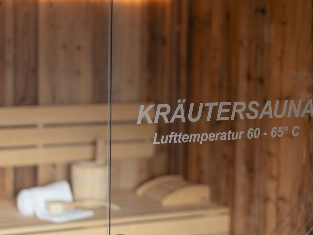 Spacious Apartment in Piesendorf With Sauna