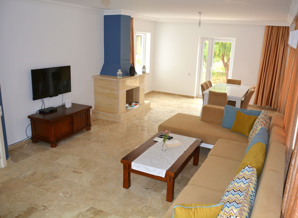 Soral Villa