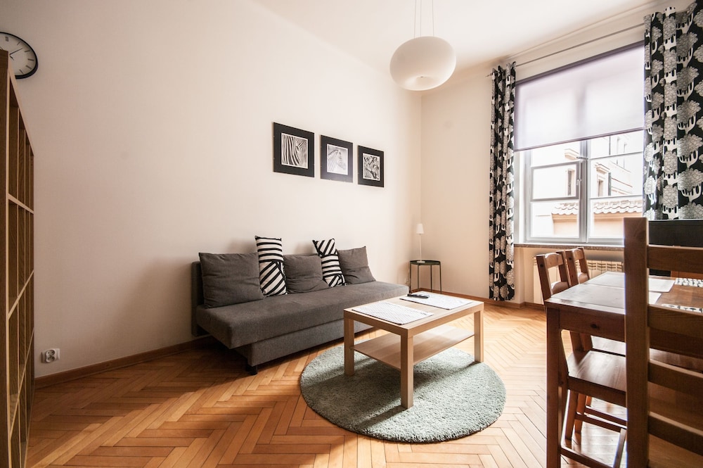 Elegant Apartment Old Town V view 5