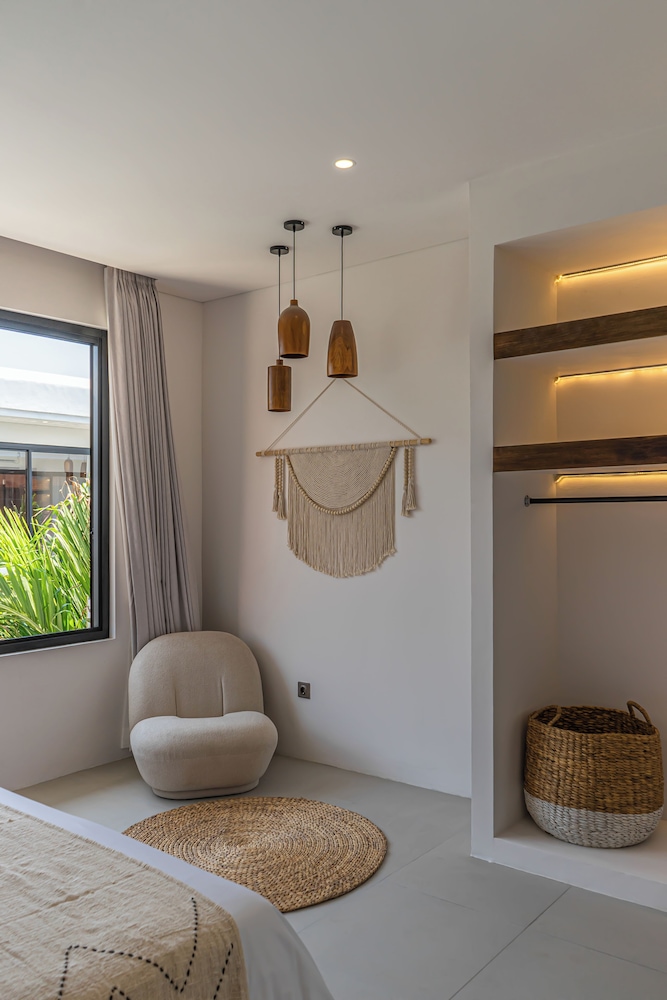 Nova Oasis 4