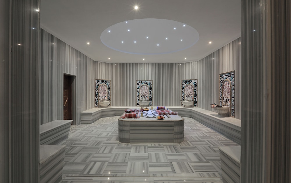 Cam Thermal Resort Spa Convention Center