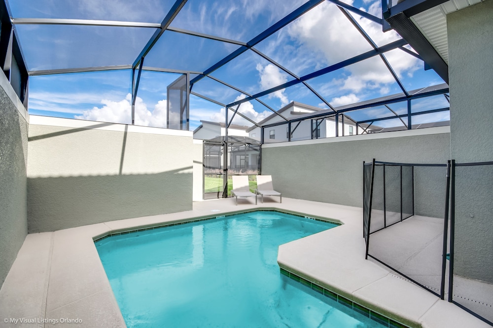 Storey Lake Resort 4 Bedroom House view 5