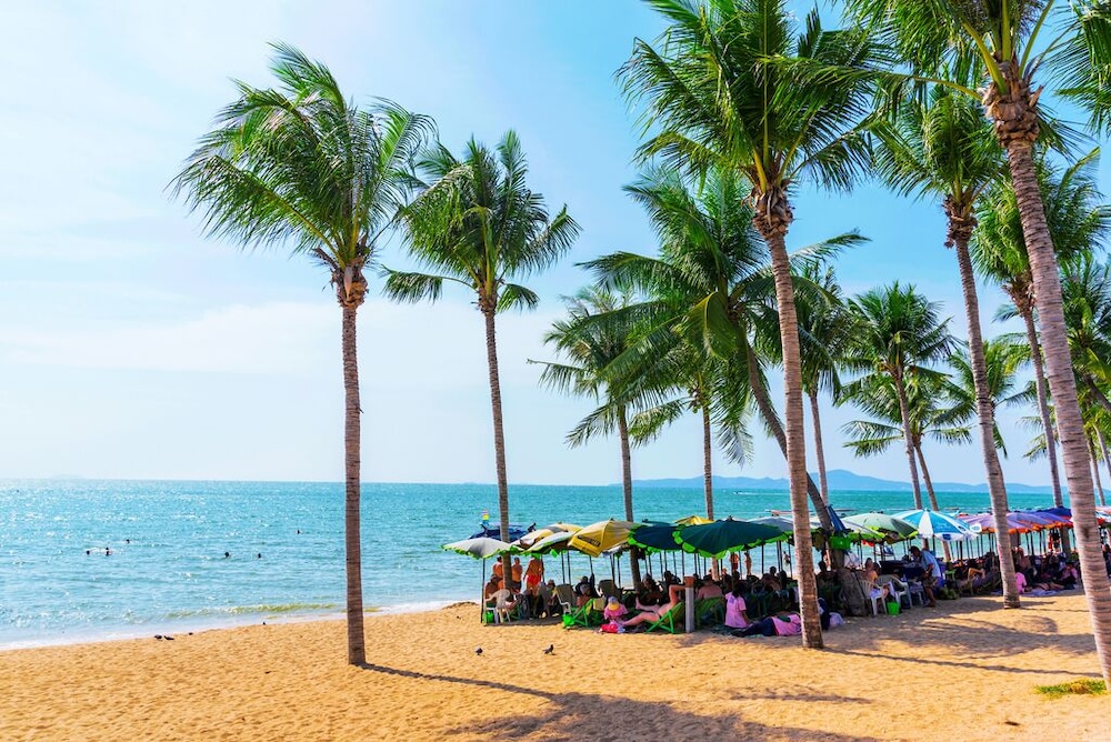 Madee Villa - Pattaya Holiday House Walking Street