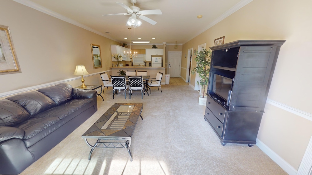 Magnolia Pointe 4877-104 2 Bedroom Condo