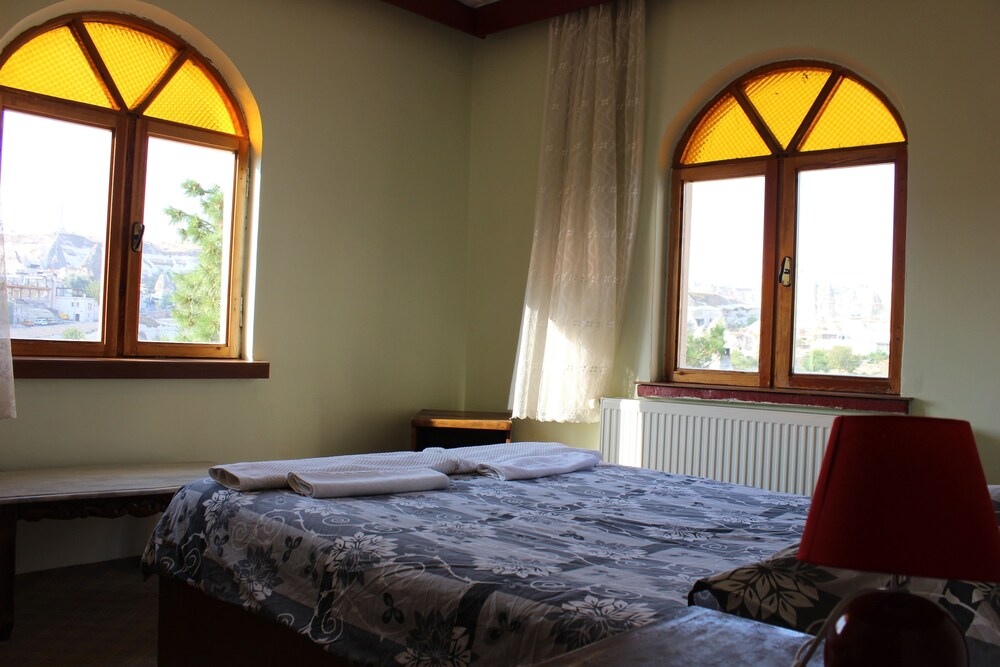 Valleypark Hotel - Hostel view 3