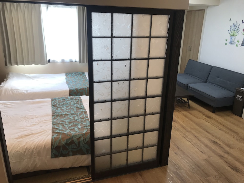 Toy Hotel