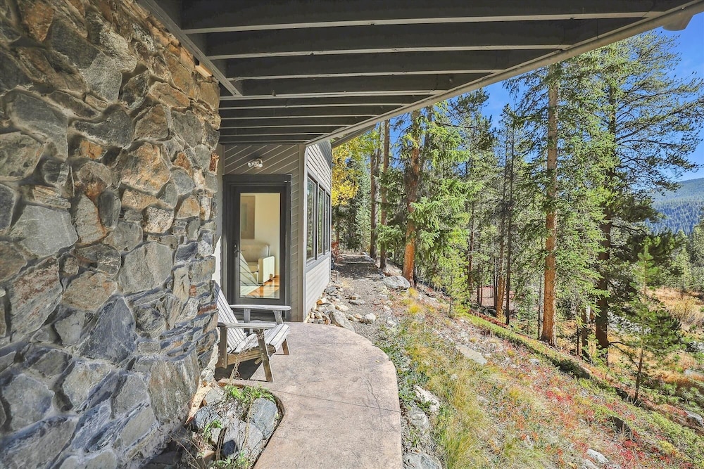 Summit Solitude Estate 3 Bedroom Home