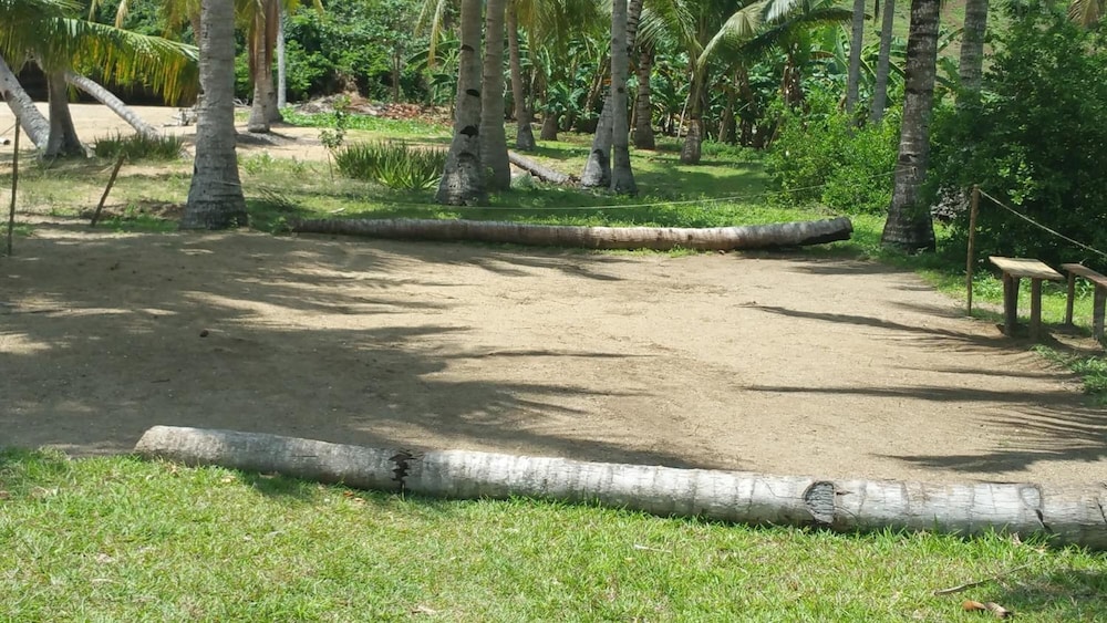 Ocean Beach Sakatia