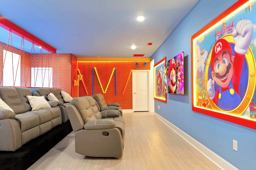Magical 15-bedroom Villa Game Room, Theater & More!