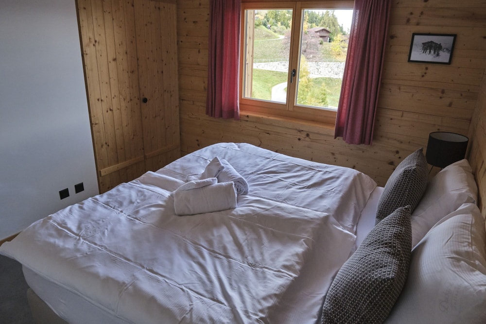 Beautiful Luxury Chalet Roy With Incredible Views