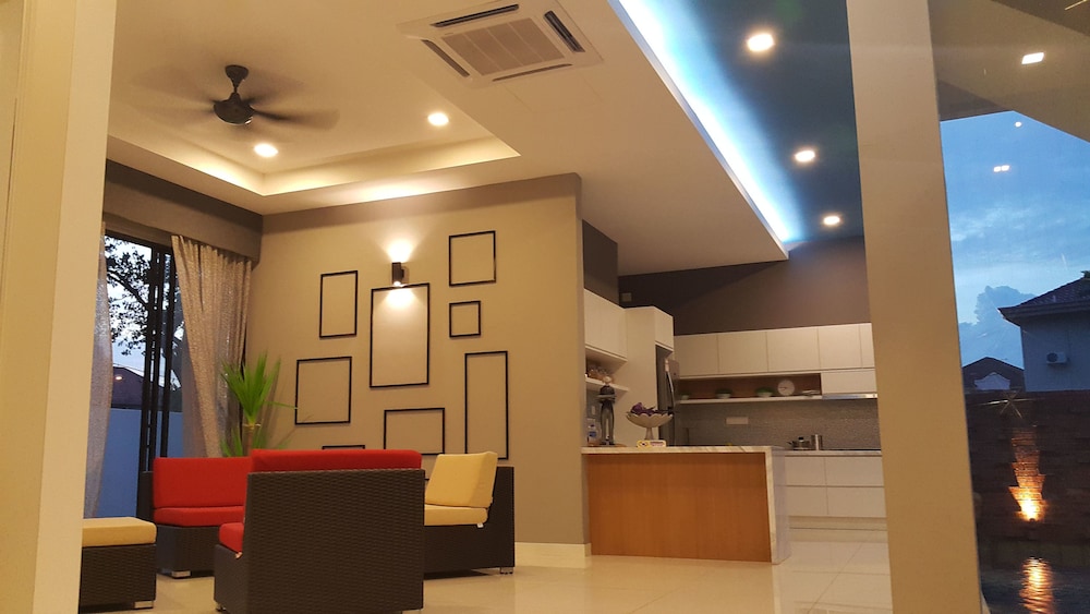Atlantis Pool Villa Ipoh