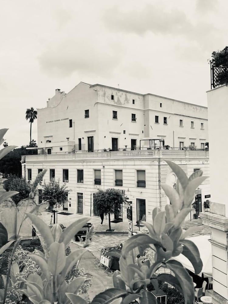 Castello Castriota Scanderbeg Suites De Charme