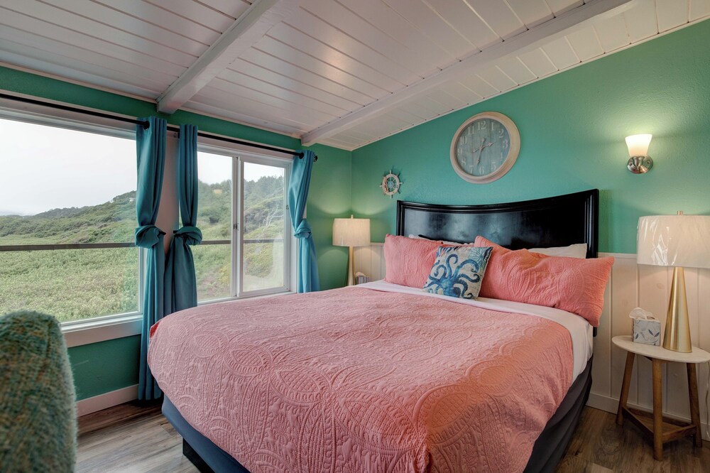 Moolack Shores Inn