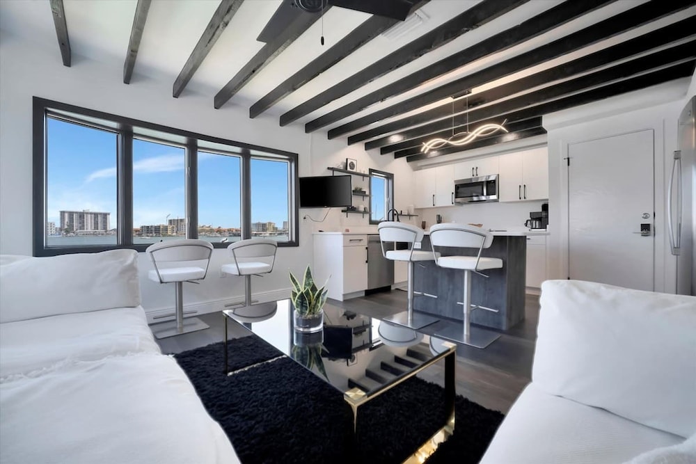The Aura a Luxury Waterview Condo Heated Pool