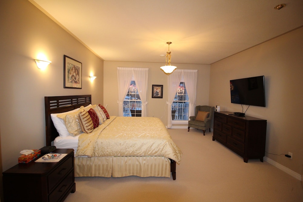 The White House Boutique Bed & Breakfast