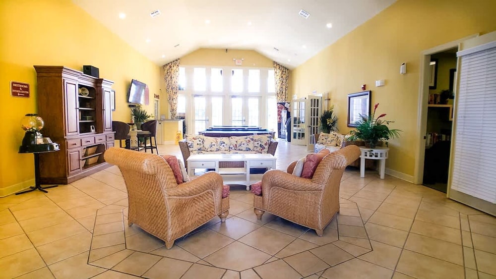 Relaxing 3BR Haven for 8 at Seven Dwarfs