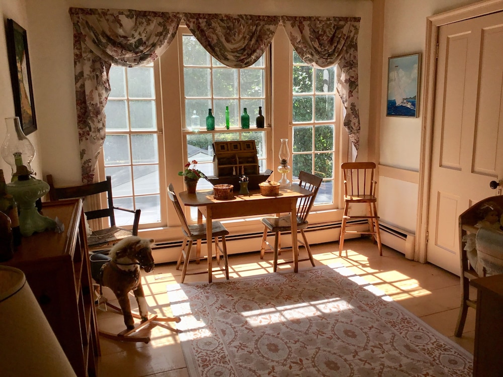 Governor's Bed and Breakfast