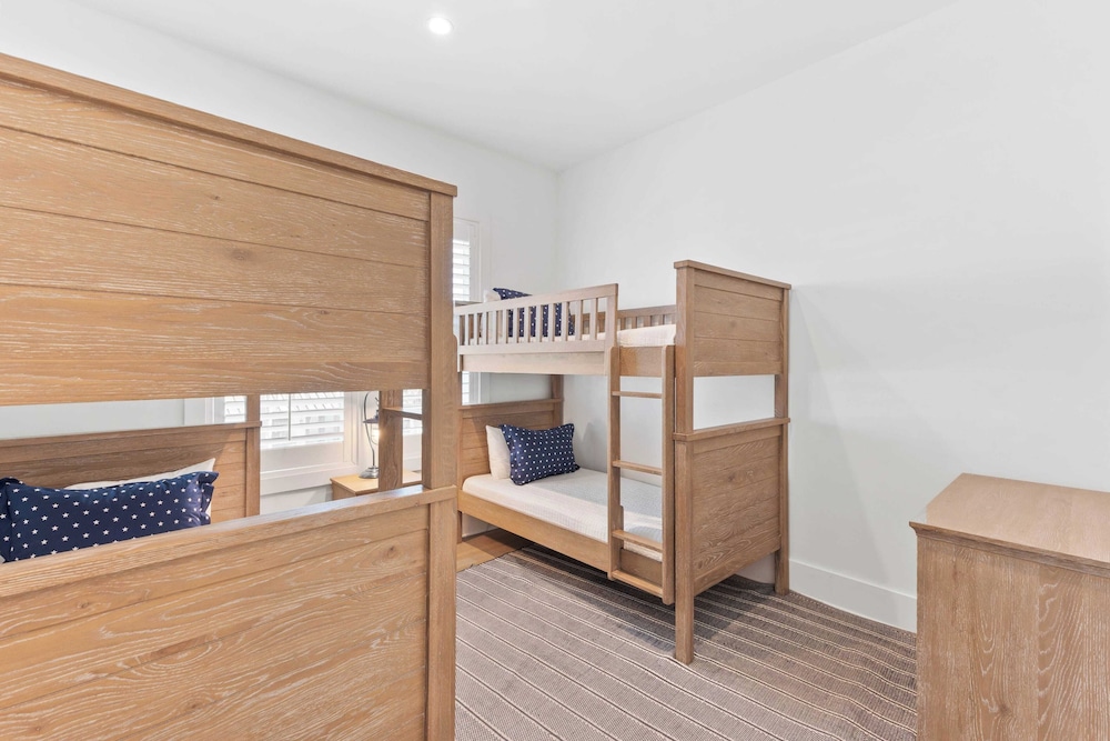 Grayt Digs by Avantstay Next to Beach, Oceanview