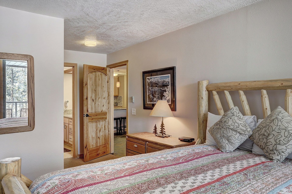 The Pines - Keystone Ski Resort CO Vacation Lodging
