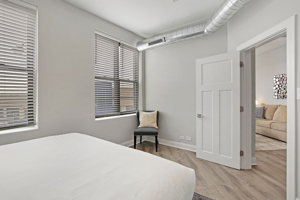Central Park 3BR - CP S6