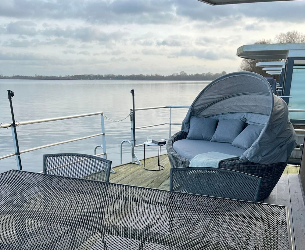Hausboot am Xantener Nordsee
