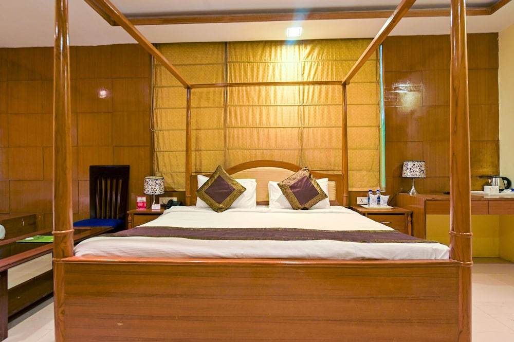 The Byke Grassfield Resort With Outdoor Pool, Shyam Nagar