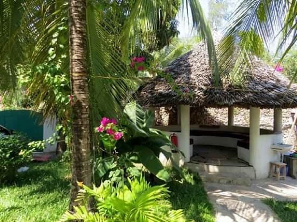 Villa Tuffah 3 Minutes Walk to the Beach - Malindi